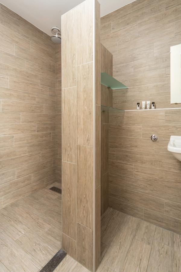 דלפסן Lenthe Farm Lodge מראה חיצוני תמונה